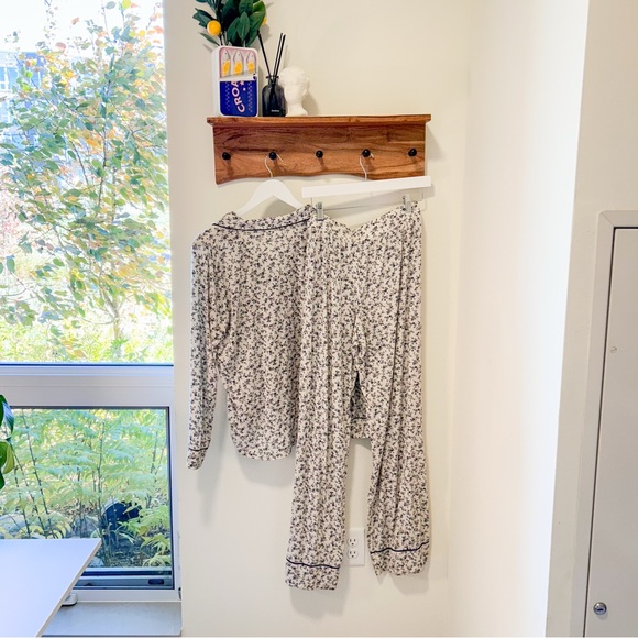 GAP Body Pajama Loungewear Set Long Sleeves SM Floral Pattern - Picture 5 of 7